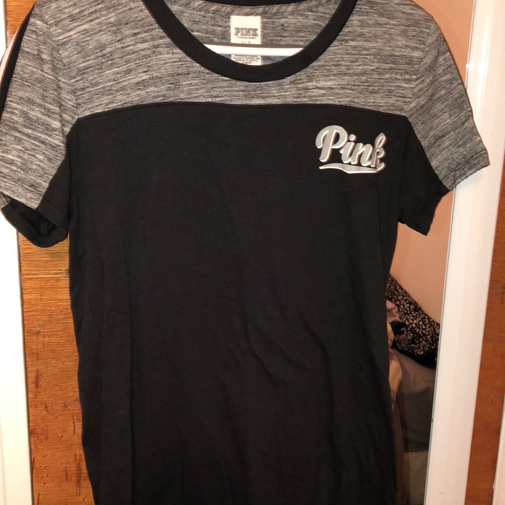 Vs PINK t-shirt